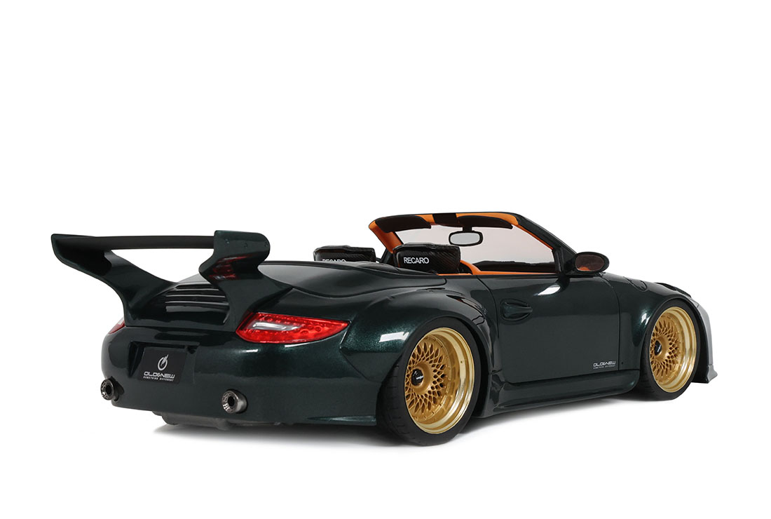 Porsche Old & New Tokyo Auto Salon