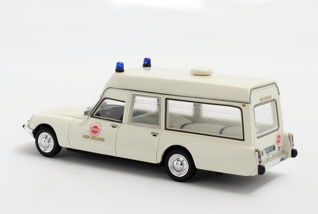 Citroën DS 23 Visser Ambulance (1975)