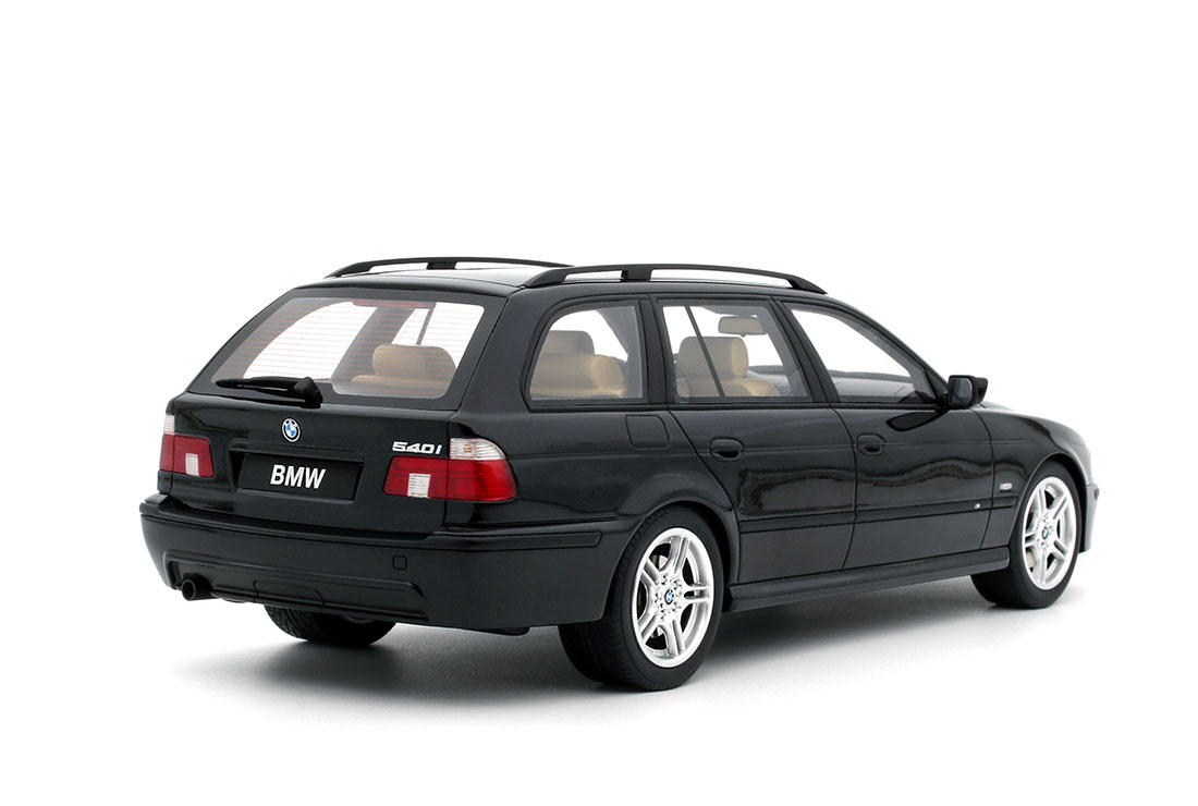 BMW 540i (E39) Touring M-Pack