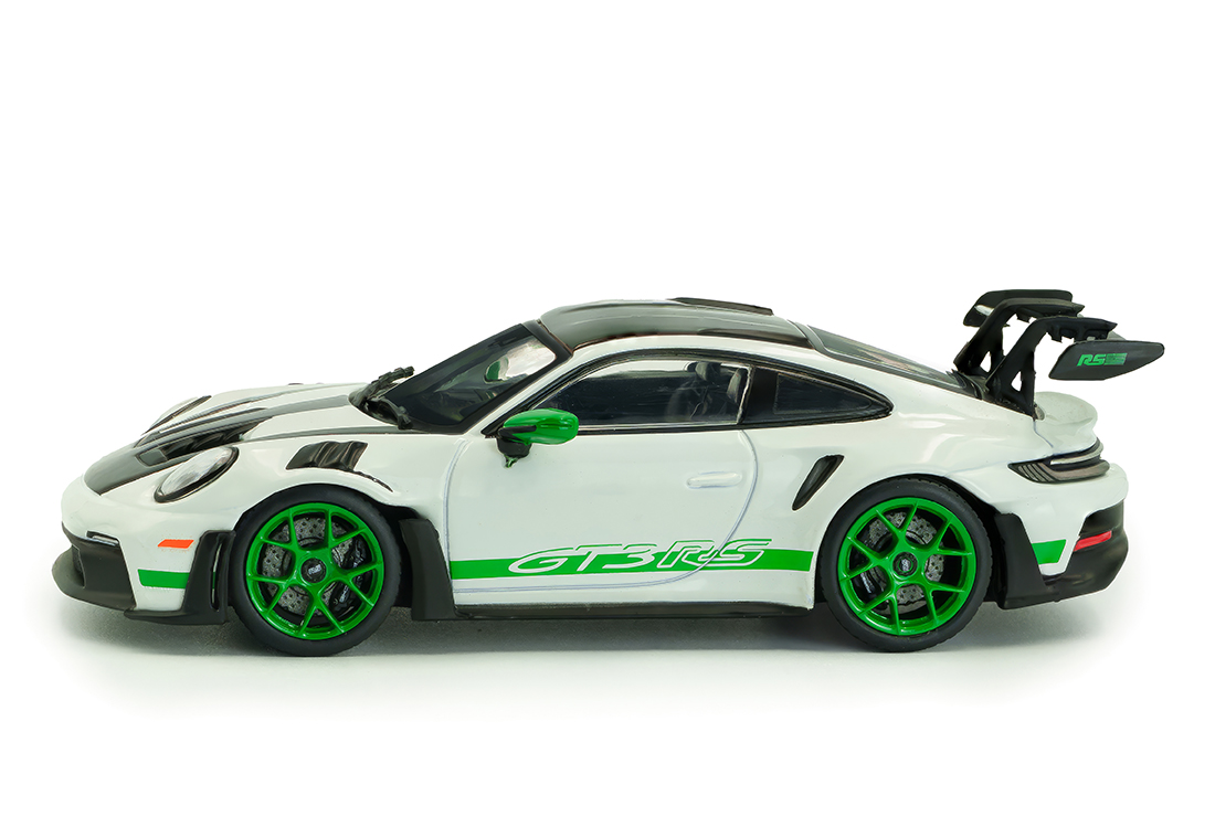 Porsche 911 (992) GT3 RS Tribute to Carrera RS Package