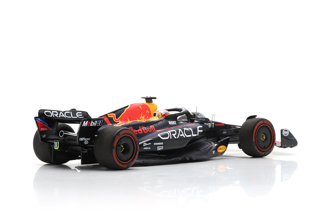 Red Bull RB19